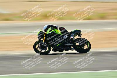 media/Sep-07-2025-TrackXperience (Sun) [[ee17e62fad]]/Level 2/Session 4 (Lower Chicane)/